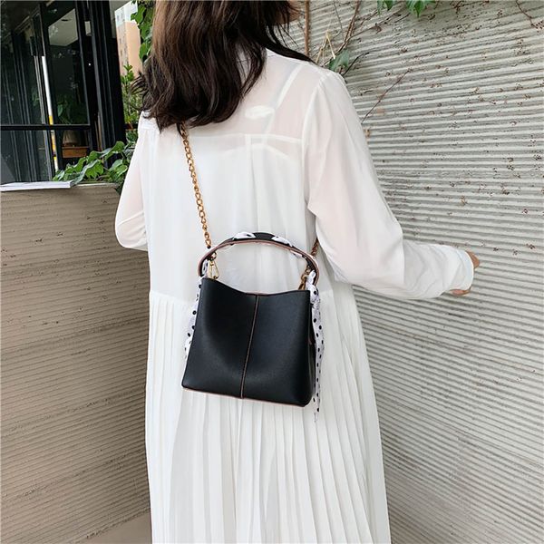women bag wild messenger shoulder bag fashion scarf portable messenger bucket sac a main femme de marque luxe cuir 2019 #38
women bag wild messenger shoulder bag fashion scarf portable messenger bucket sac a main femme de marque luxe cuir 2019 #38
