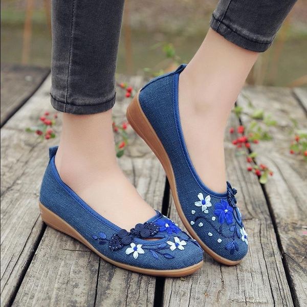 3d flowers appliques women linen slip on ballet flats breathable fabric ladies casual chinese shoes ballerina loafer hjm8, Black
3d flowers appliques women linen slip on ballet flats breathable fabric ladies casual chinese shoes ballerina loafer hjm8, Black