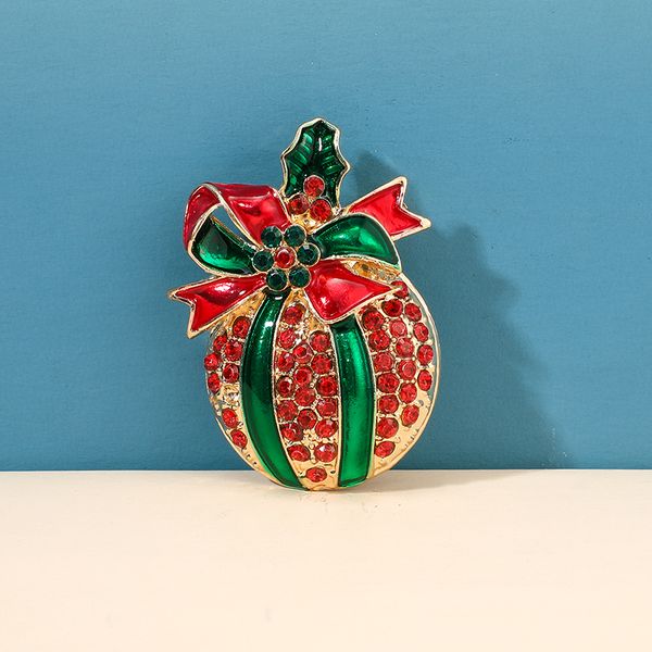 tocona christmas apple brooches for women shinnig rhinestone brooch pin coat hat broches luxury bijouterie jewelry 8723, Gray
tocona christmas apple brooches for women shinnig rhinestone brooch pin coat hat broches luxury bijouterie jewelry 8723, Gray