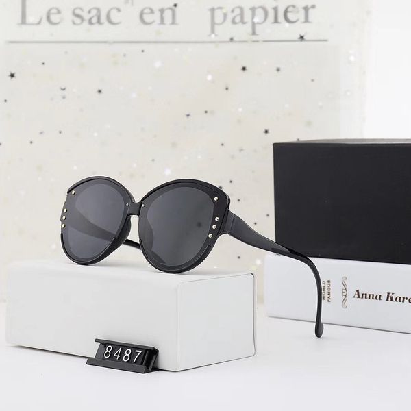 2020 fashion sunglasses, ultra-light design of women's sunglasses, high-definition polaroid lenses 8487, White;black
2020 fashion sunglasses, ultra-light design of women's sunglasses, high-definition polaroid lenses 8487, White;black