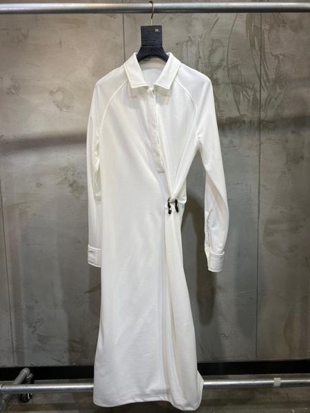 2019 new ladies fashion long sleeve lapel metal button pleated dress 0111, Black;gray
2019 new ladies fashion long sleeve lapel metal button pleated dress 0111, Black;gray