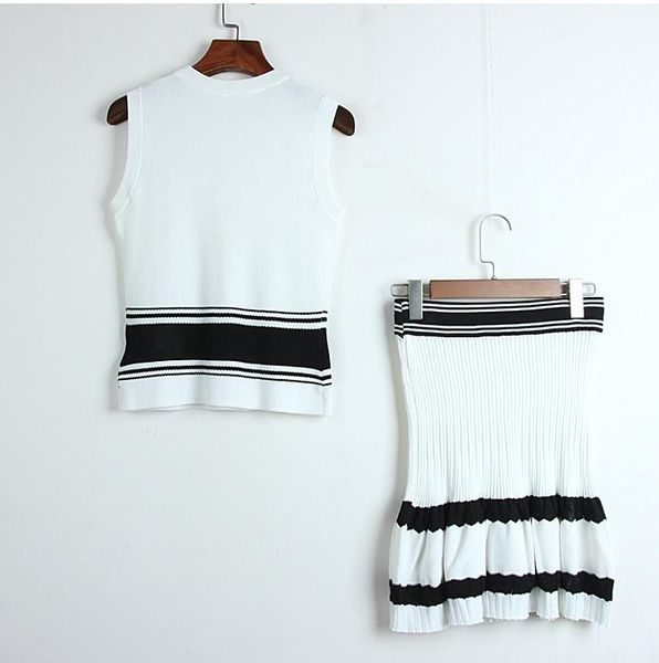 34 2019 spring two piece sets skirt sleeveless pullover brand same style two piece sets striped womens clothes dl, White
34 2019 spring two piece sets skirt sleeveless pullover brand same style two piece sets striped womens clothes dl, White