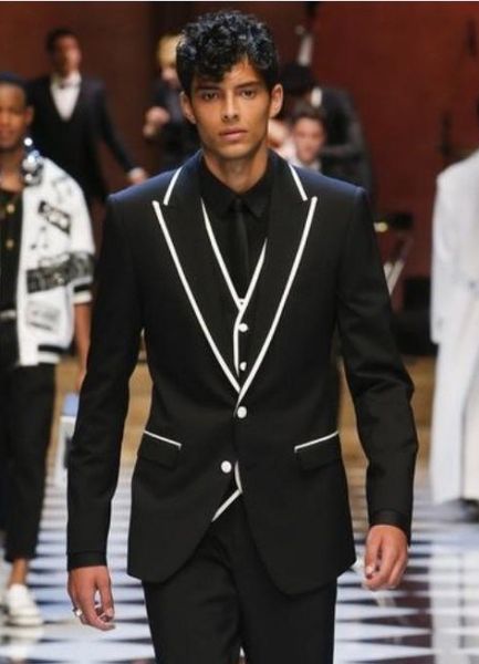 handsome two buttons black groom tuxedos peak lapel groomsmen mens wedding/prom/dinner man blazer (jacket+pants+vest+tie) k99, Black;gray
handsome two buttons black groom tuxedos peak lapel groomsmen mens wedding/prom/dinner man blazer (jacket+pants+vest+tie) k99, Black;gray