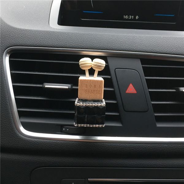 diamond bottle car air outlet perfume clip color glass car perfume bottle jewelry beautiful design decoration
diamond bottle car air outlet perfume clip color glass car perfume bottle jewelry beautiful design decoration