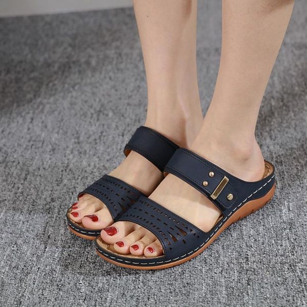women's slipper thick comfortable hollow flat slipper sandals beach casual round toe black brown summer shoes women 2020
women's slipper thick comfortable hollow flat slipper sandals beach casual round toe black brown summer shoes women 2020