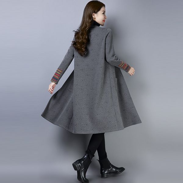 women coat 2019 autumn and winter wear new embroidery art large size loose coat in the long windbreaker women's cardigan, Tan;black
women coat 2019 autumn and winter wear new embroidery art large size loose coat in the long windbreaker women's cardigan, Tan;black