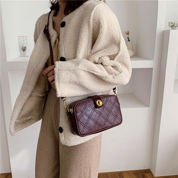 ladies bag 2020 fashion single shoulder messenger bag retro small zipper female mobile phone
ladies bag 2020 fashion single shoulder messenger bag retro small zipper female mobile phone