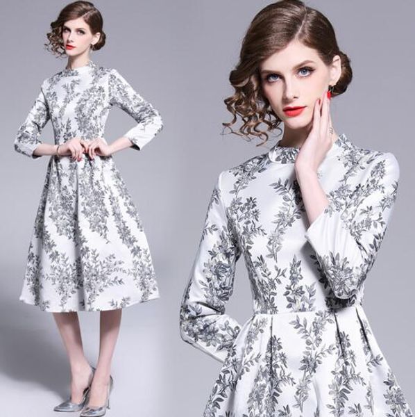 spring new ladies in the long section of the collar high waist jacquard a word skirt, Black;gray
spring new ladies in the long section of the collar high waist jacquard a word skirt, Black;gray