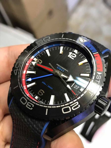 Luxury watch uper v factory co axial 600m titanium ceramic ca e blue red dial wi 8906 movement 42mm men automatic watch ver ion
Luxury watch uper v factory co axial 600m titanium ceramic ca e blue red dial wi 8906 movement 42mm men automatic watch ver ion
