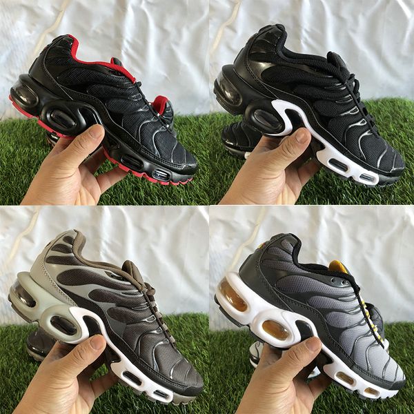 plus tn triple white black gold mens women running shoes cargo khaki cool grey university red sneaker cushion stylist sports trainers, White;red
plus tn triple white black gold mens women running shoes cargo khaki cool grey university red sneaker cushion stylist sports trainers, White;red