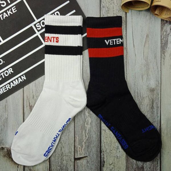 new fashion socks men women sport socks with letters luxury designer sock for men size wholesale calcetines para hombre, Black
new fashion socks men women sport socks with letters luxury designer sock for men size wholesale calcetines para hombre, Black