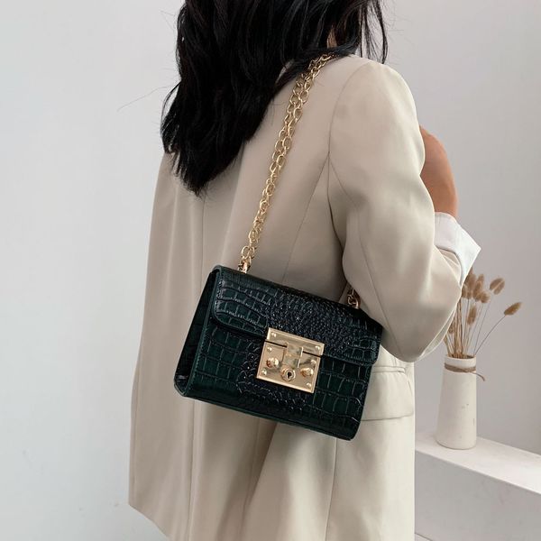 stone pattern women messenger bags retro chain shoulder bag fashion wild lock trend mini small square bag bolsa feminina
stone pattern women messenger bags retro chain shoulder bag fashion wild lock trend mini small square bag bolsa feminina