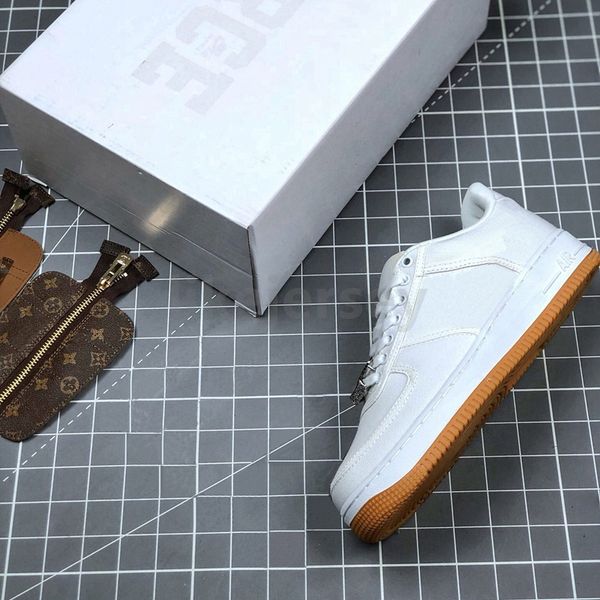 2020 travis scotts forced limited air men running shoes forces 3m white sneakers trainers 1 dunk canvas sports skate shoes size 36-45, Black
2020 travis scotts forced limited air men running shoes forces 3m white sneakers trainers 1 dunk canvas sports skate shoes size 36-45, Black