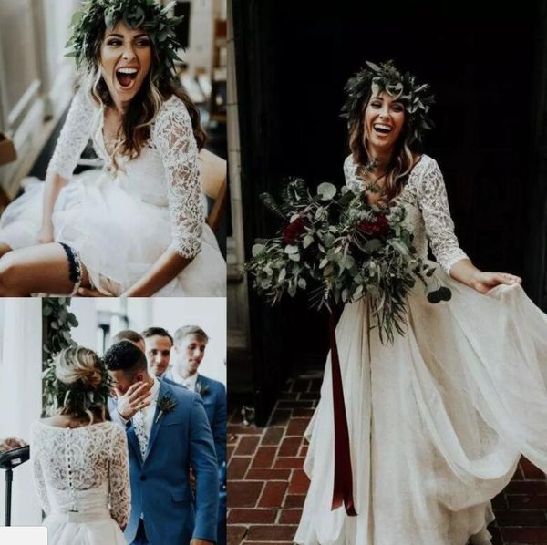 romantic lace tulle beach wedding dresses with sleeves deep v-neck hollow back pleats bridal dress wedding gowns custom made long cheap, White
romantic lace tulle beach wedding dresses with sleeves deep v-neck hollow back pleats bridal dress wedding gowns custom made long cheap, White