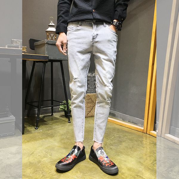 

2019 spring and summer new korean version of the tide simple loose tight elastic social wind casual retro hole jeans size 28-36, Blue