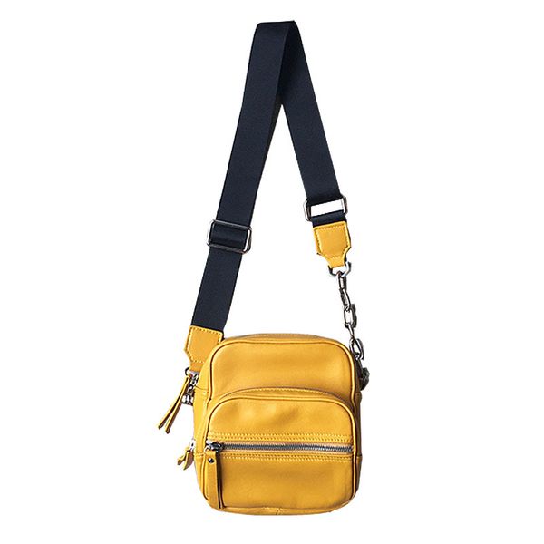 2019 nuevos bolsos de invierno pequeño bolso retro francés contraÃdo joker han guodong puerta única bolsa de hombro mochila
2019 nuevos bolsos de invierno pequeño bolso retro francés contraÃdo joker han guodong puerta única bolsa de hombro mochila
