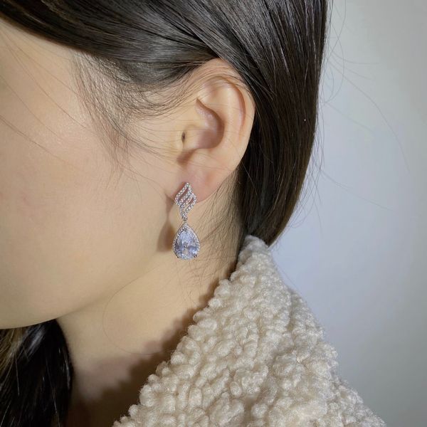delicate earrings 925 sterling silver water drop jewelry earrings show women's unique charm exquisite gift for women, Golden;silver
delicate earrings 925 sterling silver water drop jewelry earrings show women's unique charm exquisite gift for women, Golden;silver