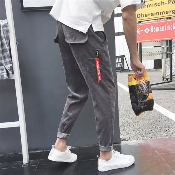 autumn and winter men's new style corduroy casual pants teenager slim fit skinny pants korean-style solid color men's trou, White;black
autumn and winter men's new style corduroy casual pants teenager slim fit skinny pants korean-style solid color men's trou, White;black
