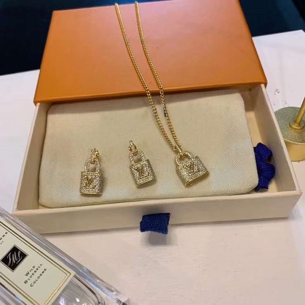 classic necklace and earrings of new european and american fashion designer style popular logo star earrings and necklace set, Silver
classic necklace and earrings of new european and american fashion designer style popular logo star earrings and necklace set, Silver