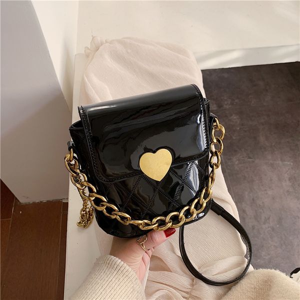 female heart leather lattice crossbody bag for women 2020 handbags sac a main ladies hand shoulder messenger bag
female heart leather lattice crossbody bag for women 2020 handbags sac a main ladies hand shoulder messenger bag