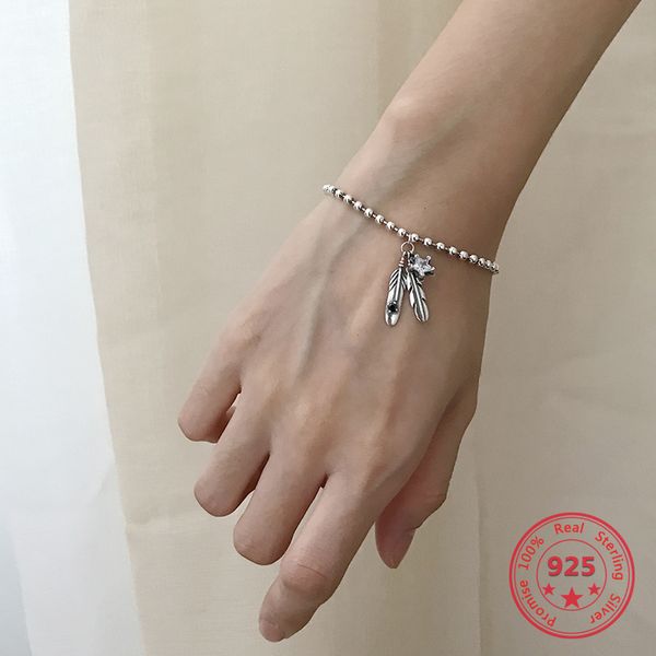 2019 korean new fashion 925 silver beads cahins zircon star feather bracelets women jewelry, Golden;silver
2019 korean new fashion 925 silver beads cahins zircon star feather bracelets women jewelry, Golden;silver