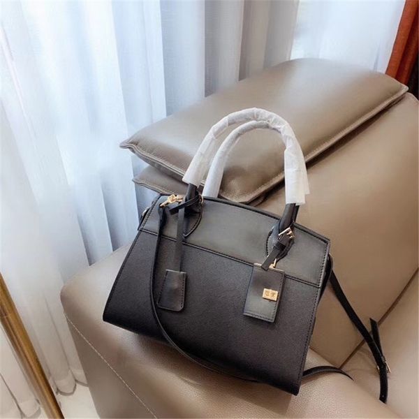 Women Designer Handbag Luxury Shoulder Bag Fashion Handbags High Quality CFY2003042#
Women Designer Handbag Luxury Shoulder Bag Fashion Handbags High Quality CFY2003042#