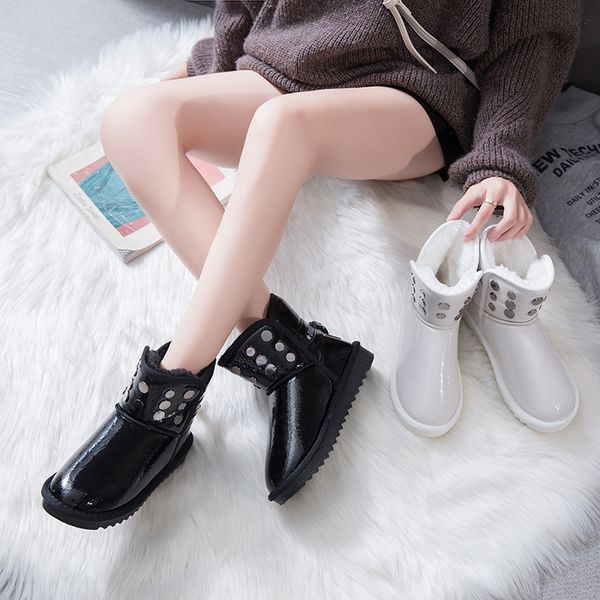 metal decoration women winter shoes warm plush female boot boots ankle boots black botines mujer outdoor slip u11-95
metal decoration women winter shoes warm plush female boot boots ankle boots black botines mujer outdoor slip u11-95