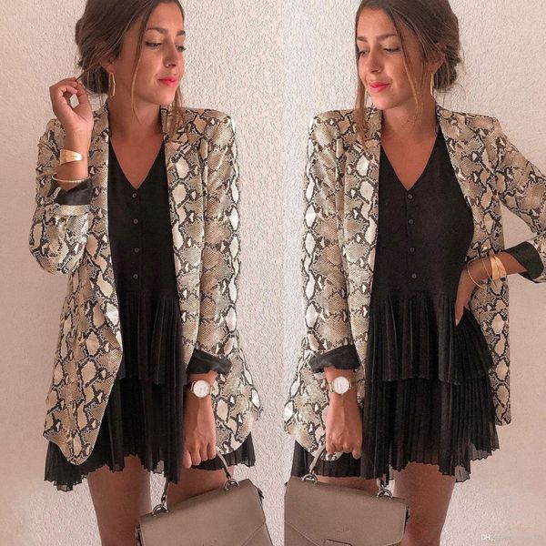 2019 spring style fashion snake skin pattern women blazer coats elegant lapel neck long sleeves ol casual suit jackets outwear, Black;brown
2019 spring style fashion snake skin pattern women blazer coats elegant lapel neck long sleeves ol casual suit jackets outwear, Black;brown