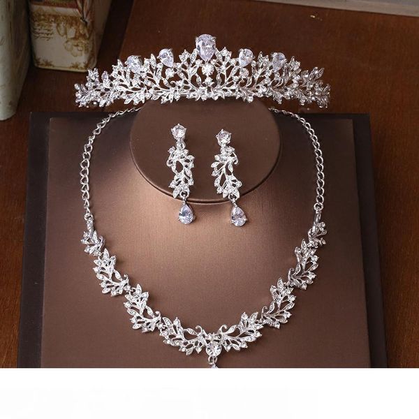 весь салехай-качество новая невеста корона тиара из трех частей циркон ожерелье серьги принцесса день рождения свадьба с женскими аксессуара, Slivery;golden
весь салехай-качество новая невеста корона тиара из трех частей циркон ожерелье серьги принцесса день рождения свадьба с женскими аксессуара, Slivery;golden