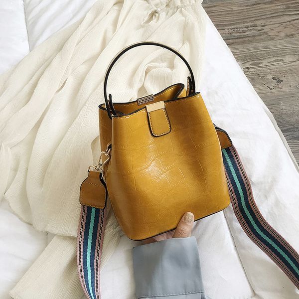 casual stone pattern large capacity women tote shoulder bag pu leather ladies bucket handbag messenger bagshopping crossbody bag
casual stone pattern large capacity women tote shoulder bag pu leather ladies bucket handbag messenger bagshopping crossbody bag