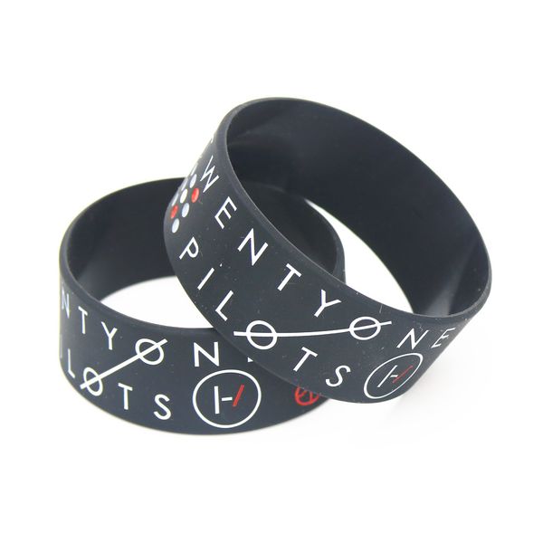 1pc twenty one pilots 21 pilots silicone wristband wide black bracelets&bangles for music fans concert gift sh107, Golden;silver
1pc twenty one pilots 21 pilots silicone wristband wide black bracelets&bangles for music fans concert gift sh107, Golden;silver