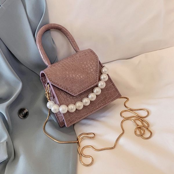 pearl ручка супер мини pu кожаный мешок crossbody сумки для женщин 2020 дизайнер сумки на ремне, женщина кошельки сумки
pearl ручка супер мини pu кожаный мешок crossbody сумки для женщин 2020 дизайнер сумки на ремне, женщина кошельки сумки