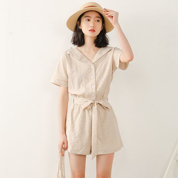 2020 summer preppy style plaid jumpsuit women short casual plus size clothing for short ladies vintage romper one piece jumpsuit, Black;white
2020 summer preppy style plaid jumpsuit women short casual plus size clothing for short ladies vintage romper one piece jumpsuit, Black;white