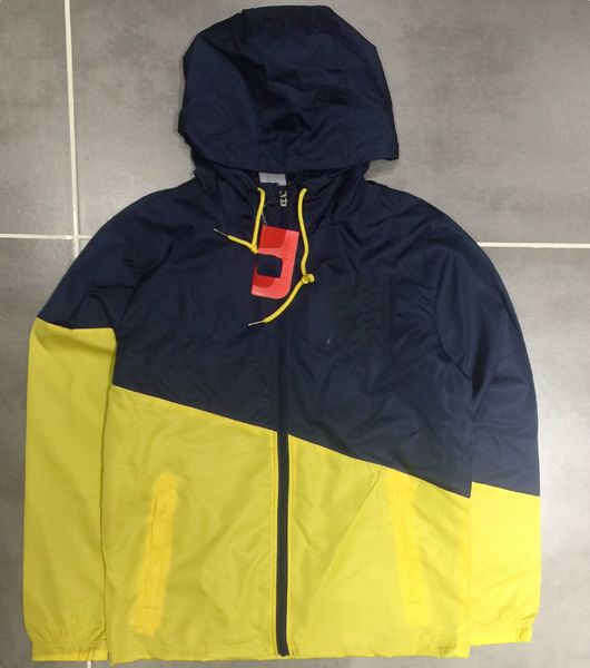 fashion men's jacket coat men's europe jacket 2019-2020 windbreaker training jacket dortmund appearance coat s ~ 2xl, Black;brown
fashion men's jacket coat men's europe jacket 2019-2020 windbreaker training jacket dortmund appearance coat s ~ 2xl, Black;brown