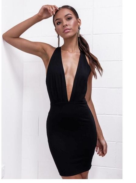 2019 club dresses new arrival women summer dress party evening elegant dress deep v-neck backless black lace dress wear, Black;gray
2019 club dresses new arrival women summer dress party evening elegant dress deep v-neck backless black lace dress wear, Black;gray