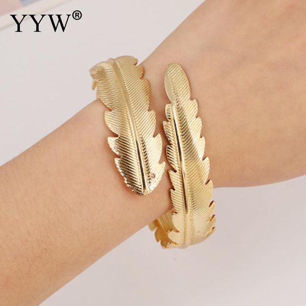 2019 new fashion metal leaf cuff bangles bracelet for women gifts female jewelry personality accessories gold silver dangles, Black
2019 new fashion metal leaf cuff bangles bracelet for women gifts female jewelry personality accessories gold silver dangles, Black