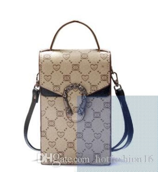 сумка женская 2020a весна новый крокодиловый узор женская сумка европейская и американская мода рельефное плечо сумка посыльного
сумка женская 2020a весна новый крокодиловый узор женская сумка европейская и американская мода рельефное плечо сумка посыльного