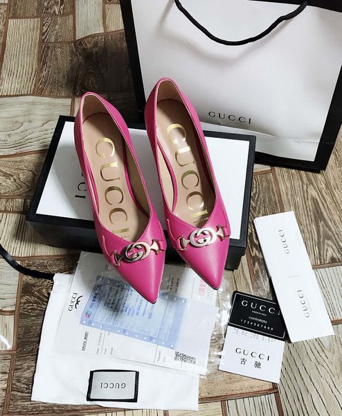 2020 brand designers fashion women shoes glitter sequined point toe thin heels high heels pumps stilettos shoes for women, Black
2020 brand designers fashion women shoes glitter sequined point toe thin heels high heels pumps stilettos shoes for women, Black