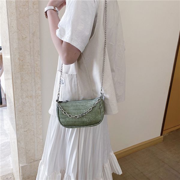 2020 new women's shoulder bag korean version of the simple ladies clutch bag fashion retro armpit ladies shoulder
2020 new women's shoulder bag korean version of the simple ladies clutch bag fashion retro armpit ladies shoulder