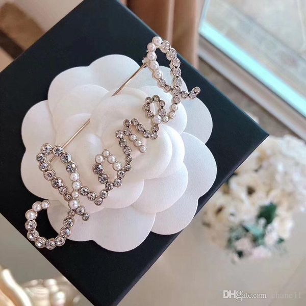 fashion pearl letter hair clip for women elegant korean snap barrette stick hairpin hair styling jewelry accessories, Golden;silver
fashion pearl letter hair clip for women elegant korean snap barrette stick hairpin hair styling jewelry accessories, Golden;silver