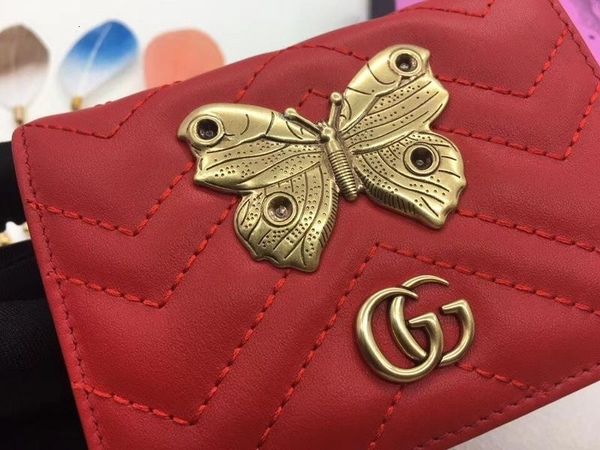 c quality luxury celebrity design letter metal buckle v-shaped wallet butterfly insect card back cowhide leather 466493 purse clutch
c quality luxury celebrity design letter metal buckle v-shaped wallet butterfly insect card back cowhide leather 466493 purse clutch