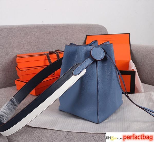 new design 18cm brand women bucket handbag totes soft genuine leather shoulder bags new arrival lady handbag wholesale high quality
new design 18cm brand women bucket handbag totes soft genuine leather shoulder bags new arrival lady handbag wholesale high quality