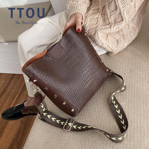 мода женщины ковш сумки на ремне большой емкости vintage crocodile pattern кожа леди сумочка crossbody сумка
мода женщины ковш сумки на ремне большой емкости vintage crocodile pattern кожа леди сумочка crossbody сумка