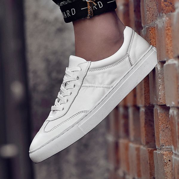 men shoes sneakers casual shoes for mens genuine leather outdoor driving lace up autumn fashion male a4, Black
men shoes sneakers casual shoes for mens genuine leather outdoor driving lace up autumn fashion male a4, Black
