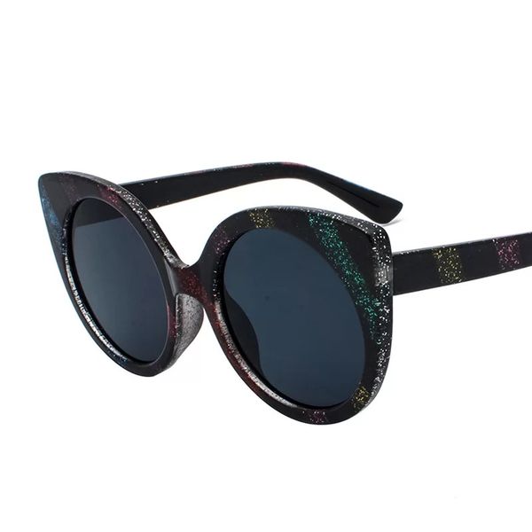 designer sunglasses for women cat eye shades in black lady's big frame round for sale with gold case uv protection, White;black
designer sunglasses for women cat eye shades in black lady's big frame round for sale with gold case uv protection, White;black