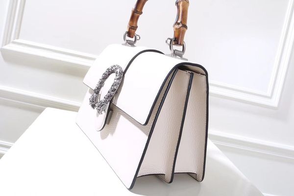2019 new fashion designer women strap shoulder disco bags good quality leather crossbody bag women mini handle bags coin pruse tote 20cm
2019 new fashion designer women strap shoulder disco bags good quality leather crossbody bag women mini handle bags coin pruse tote 20cm