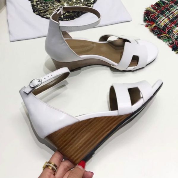fashion women's shoes high heels 35-40 designer classic flat shoes high-end luxury quality factory direct ing, Black
fashion women's shoes high heels 35-40 designer classic flat shoes high-end luxury quality factory direct ing, Black