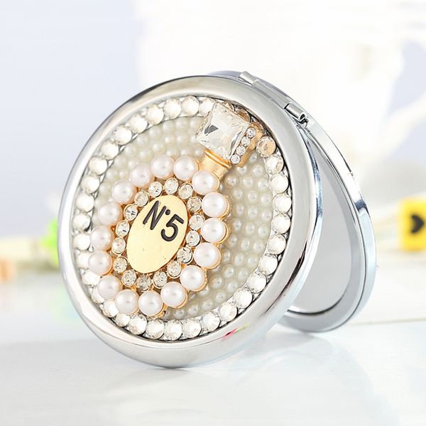 bling rhinestone perfum bottle,2 sides mini beauty pocket makeup compact mirror,new year party favors friend bridesmaid gift
bling rhinestone perfum bottle,2 sides mini beauty pocket makeup compact mirror,new year party favors friend bridesmaid gift