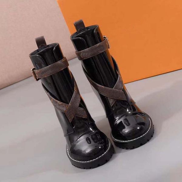 fashion leather star women shoes woman leather short autumn winter ankle fashion brand women boots 04 l8, Black
fashion leather star women shoes woman leather short autumn winter ankle fashion brand women boots 04 l8, Black