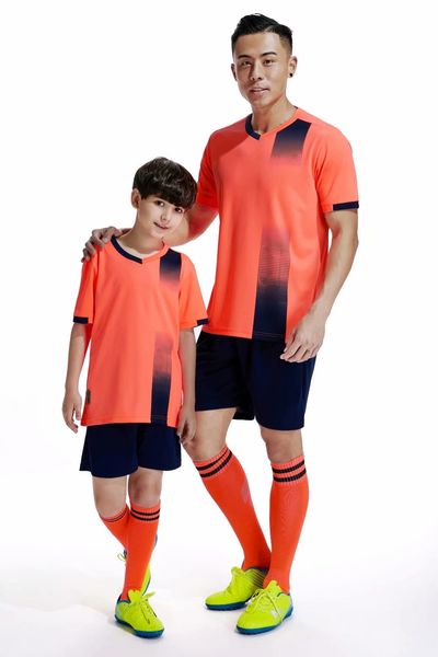 discount men training football sets with shorts uniforms reversible football jerseys for that home and away look kits sports b08-28, Blue;black
discount men training football sets with shorts uniforms reversible football jerseys for that home and away look kits sports b08-28, Blue;black